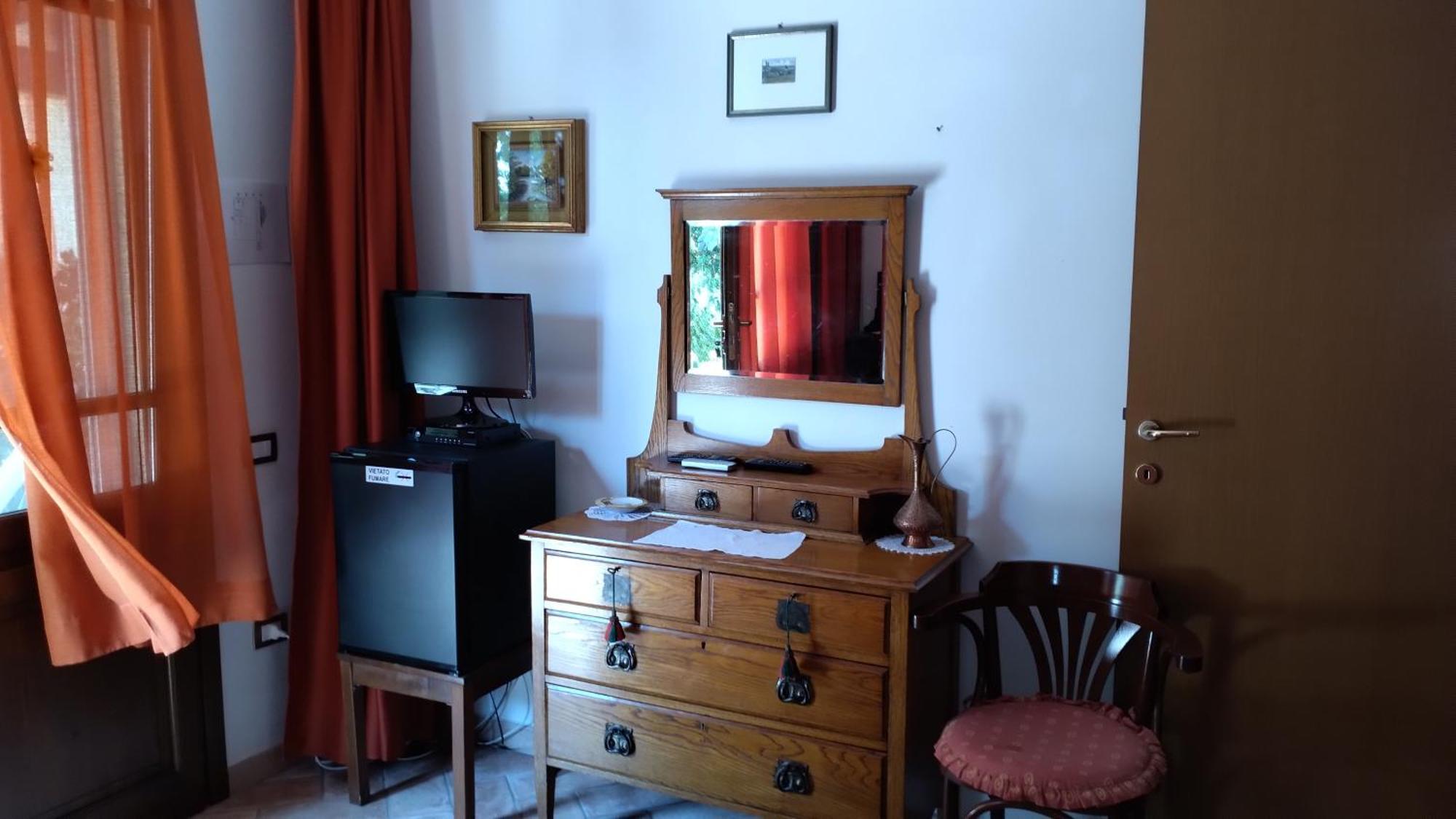 Podere Tre Cipressi Aparthotel Campiglia Marittima Ngoại thất bức ảnh