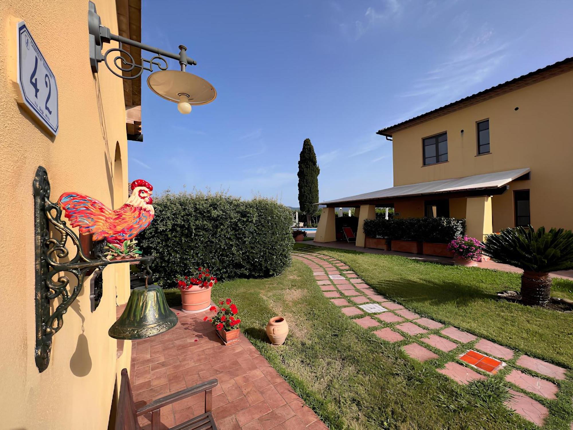 Podere Tre Cipressi Aparthotel Campiglia Marittima Ngoại thất bức ảnh
